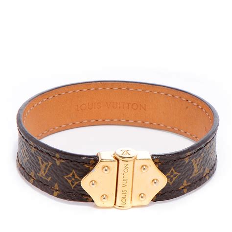 nano monogram bracelet louis vuitton prijs|louis vuitton monogram cuff bracelet.